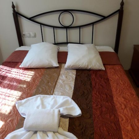 Tahtali Hotel 梅尔辛 外观 照片