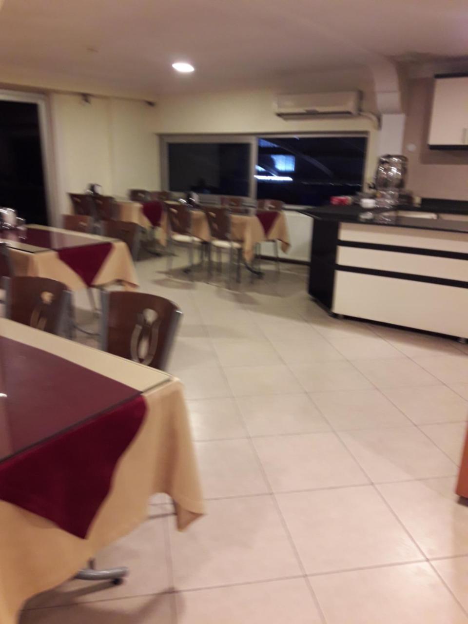 Tahtali Hotel 梅尔辛 外观 照片